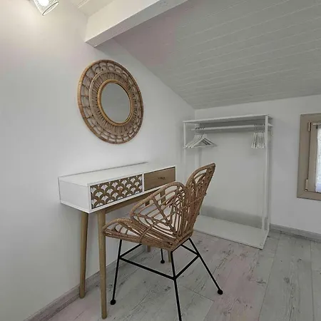Maison 2 Pieces Avec Mezzanine 8 Couchages Saint-denis D'oleron Sdo000-082